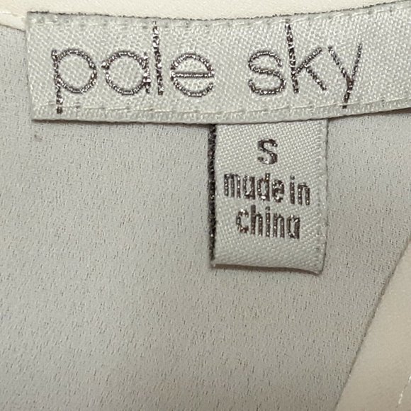 Pale Sky Top Womens Small Ivory Short Sleeve Crochet Sheer Blouse Keyhole - Picture 9 of 11